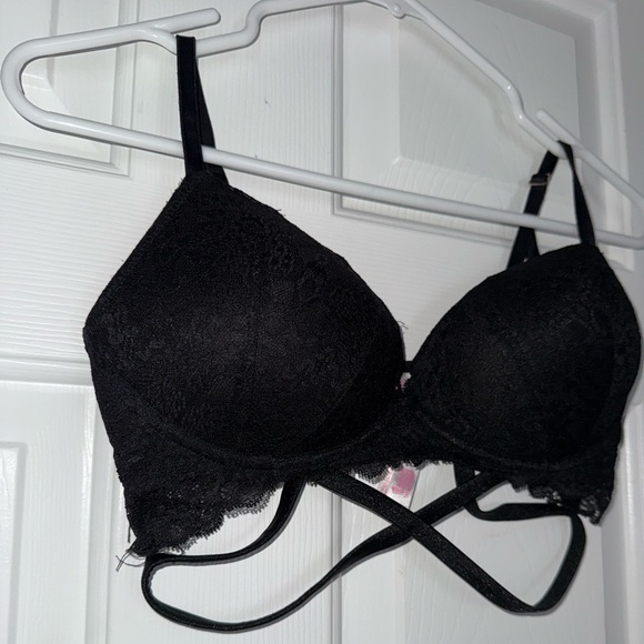 PINK Victoria's Secret Black Lace Criss Cross Detail Bra 34C - Picture 3 of 5